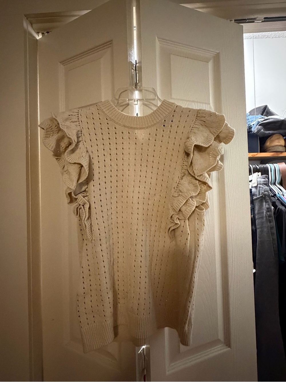 Who What Wear Cream Pointelle Ruffle Sleeve Crew Neck Sweater